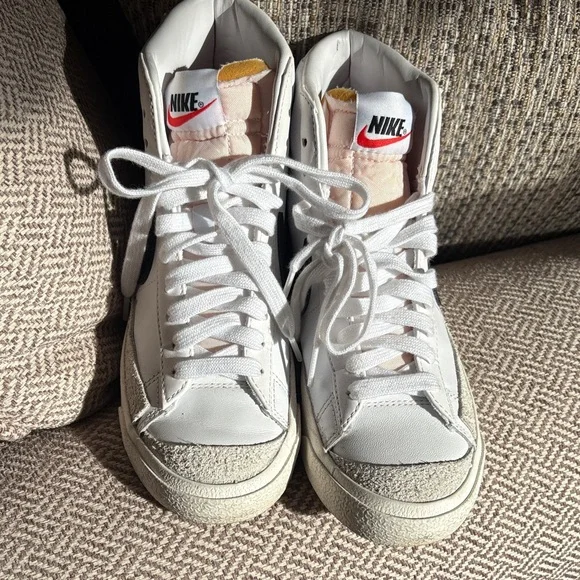 Nike White and Gray High-Top Sneakers - Picture 2 of 6